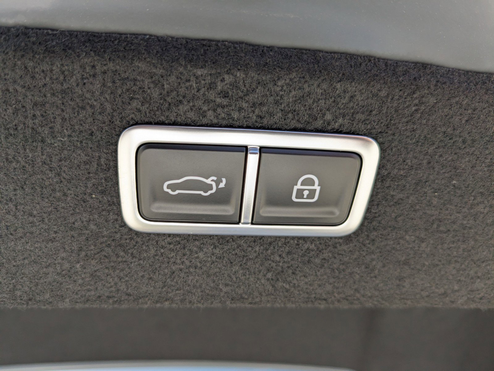 2024 Genesis G80 3.5T Sport Prestige photo 16