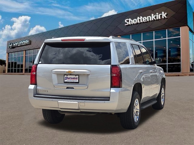 2020 Chevrolet Tahoe LT photo 4