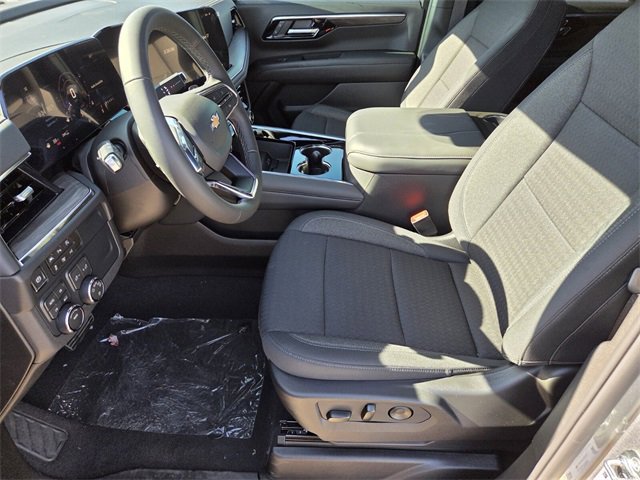 2025 Chevrolet Tahoe LS photo 6