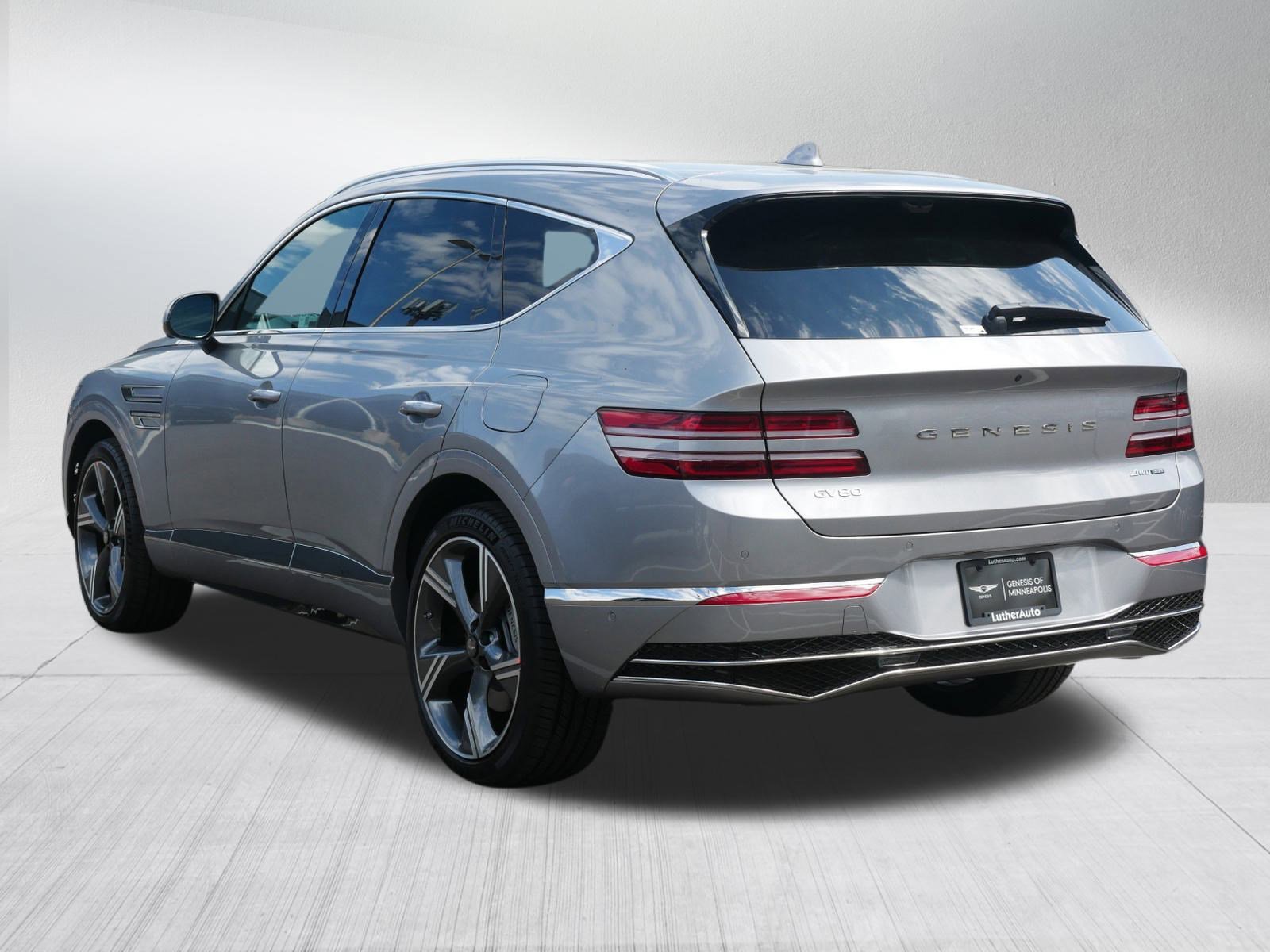 2025 Genesis GV80 3.5T Prestige AWD photo 3