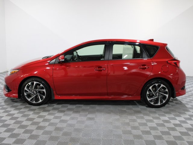 2016 Scion iM Base photo 2