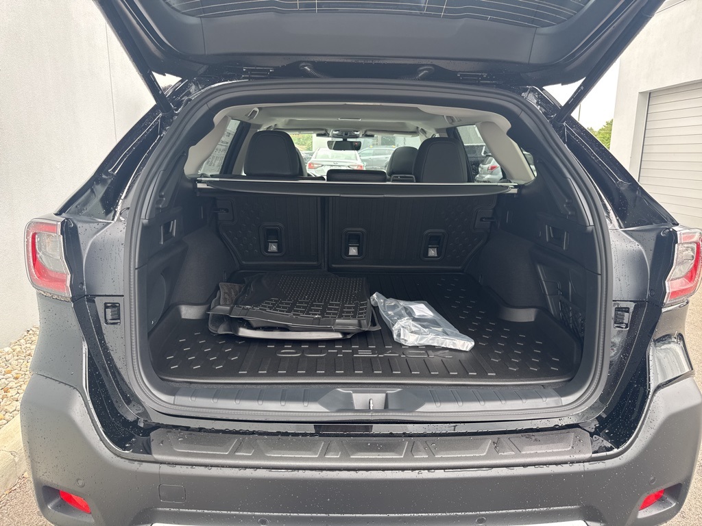 2025 Subaru Outback Limited XT photo 23