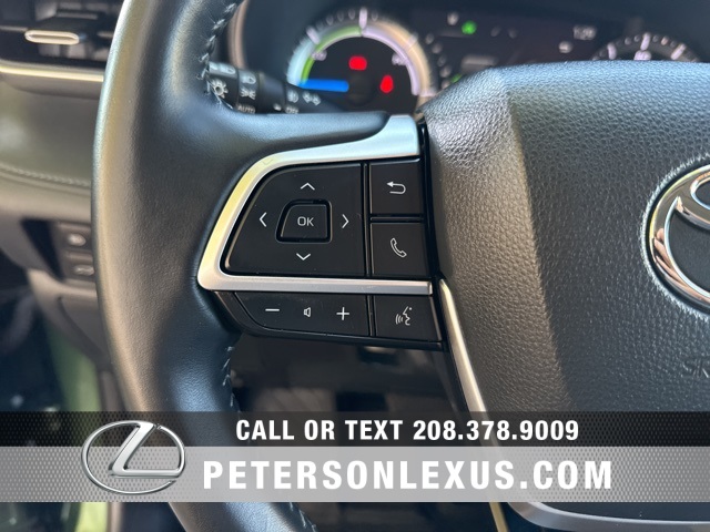 2023 Toyota Highlander Hybrid LE photo 22