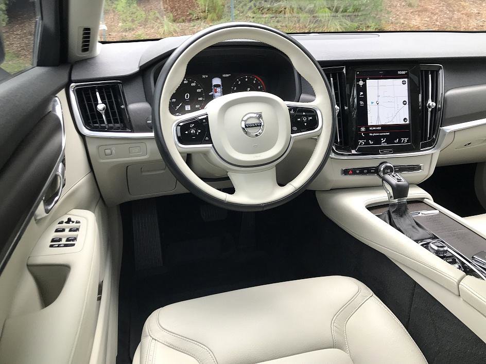 2020 Volvo V90 Cross Country T6 AWD photo 11