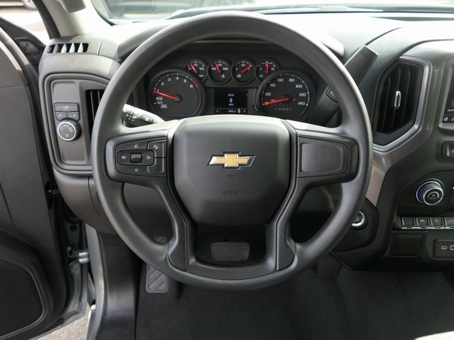 2025 Chevrolet Silverado Custom photo 19