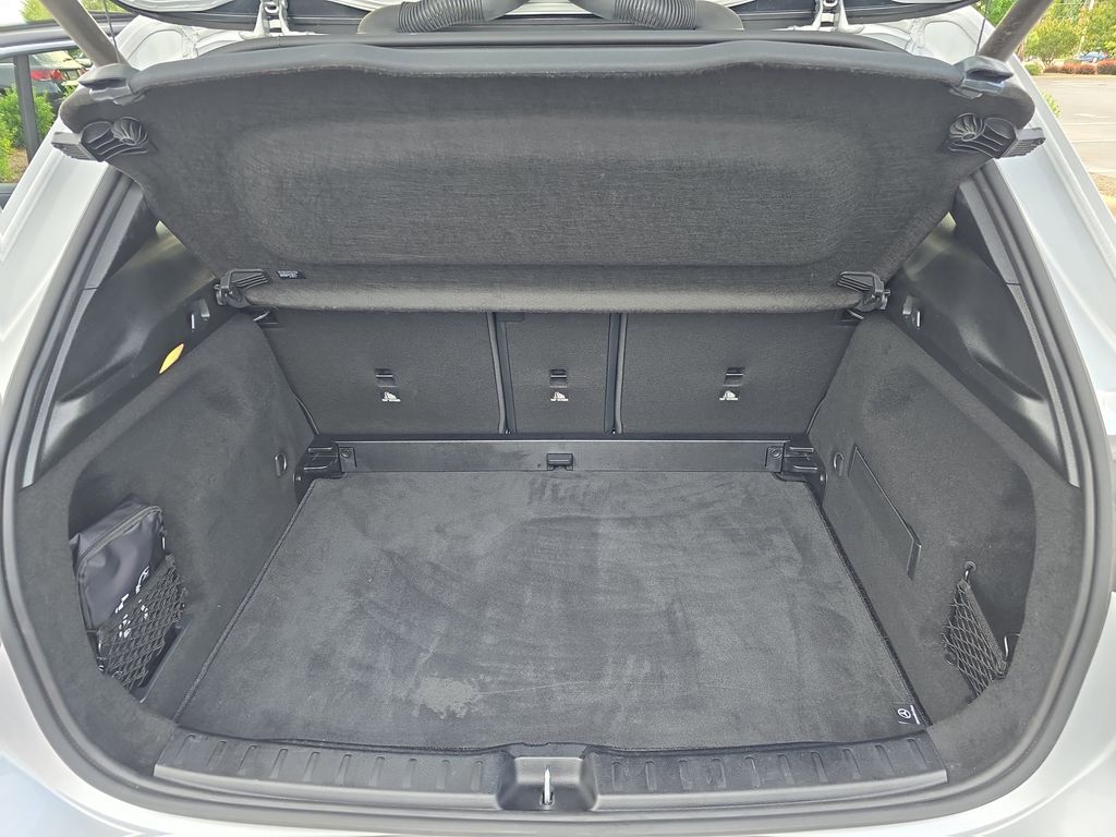 2022 Mercedes Benz GLA 250 photo 12