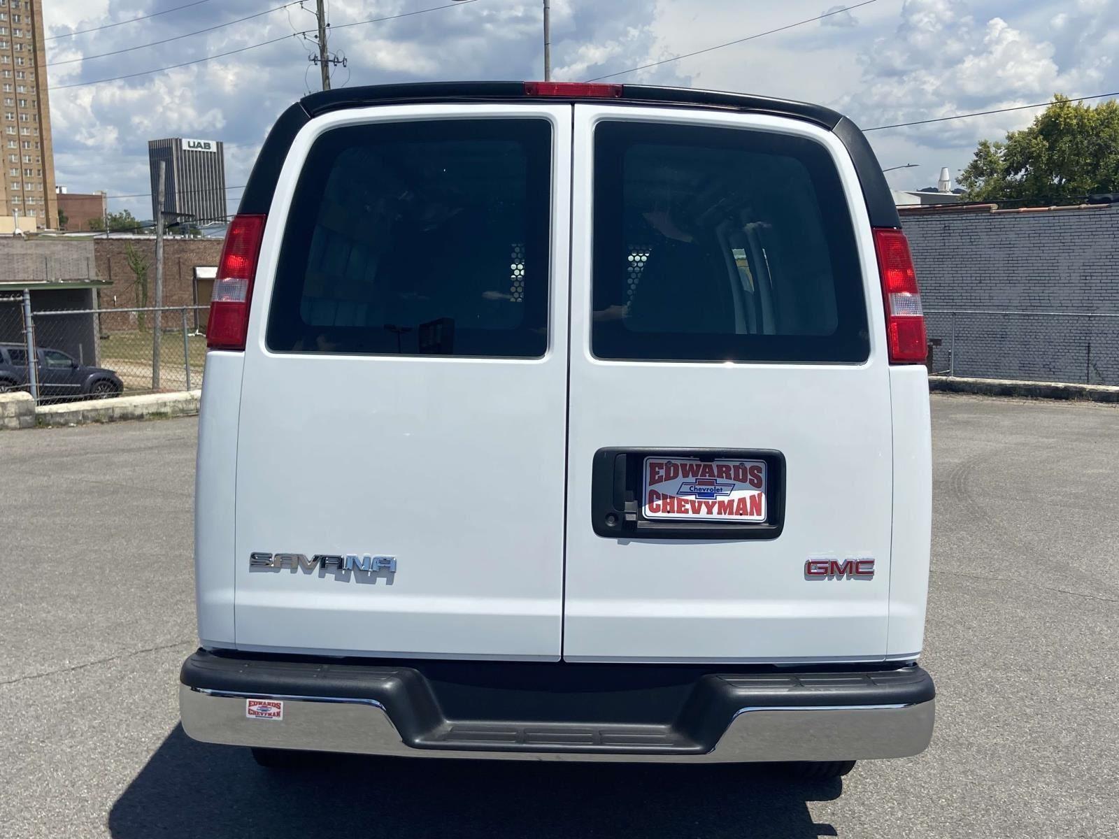 2023 Gmc Savana Cargo 2500 photo 4