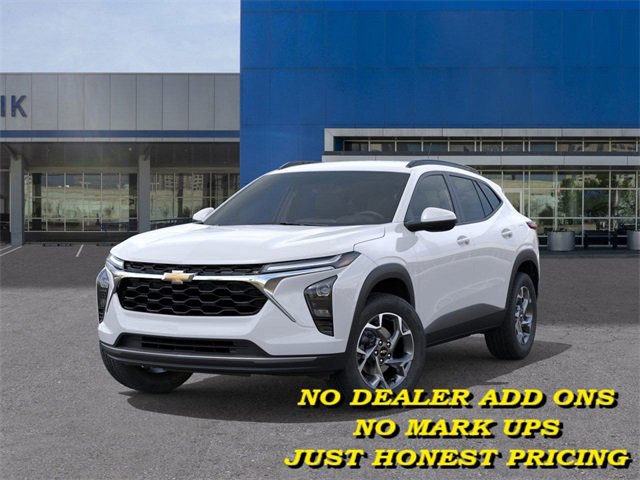 2025 Chevrolet Trax LT photo 5