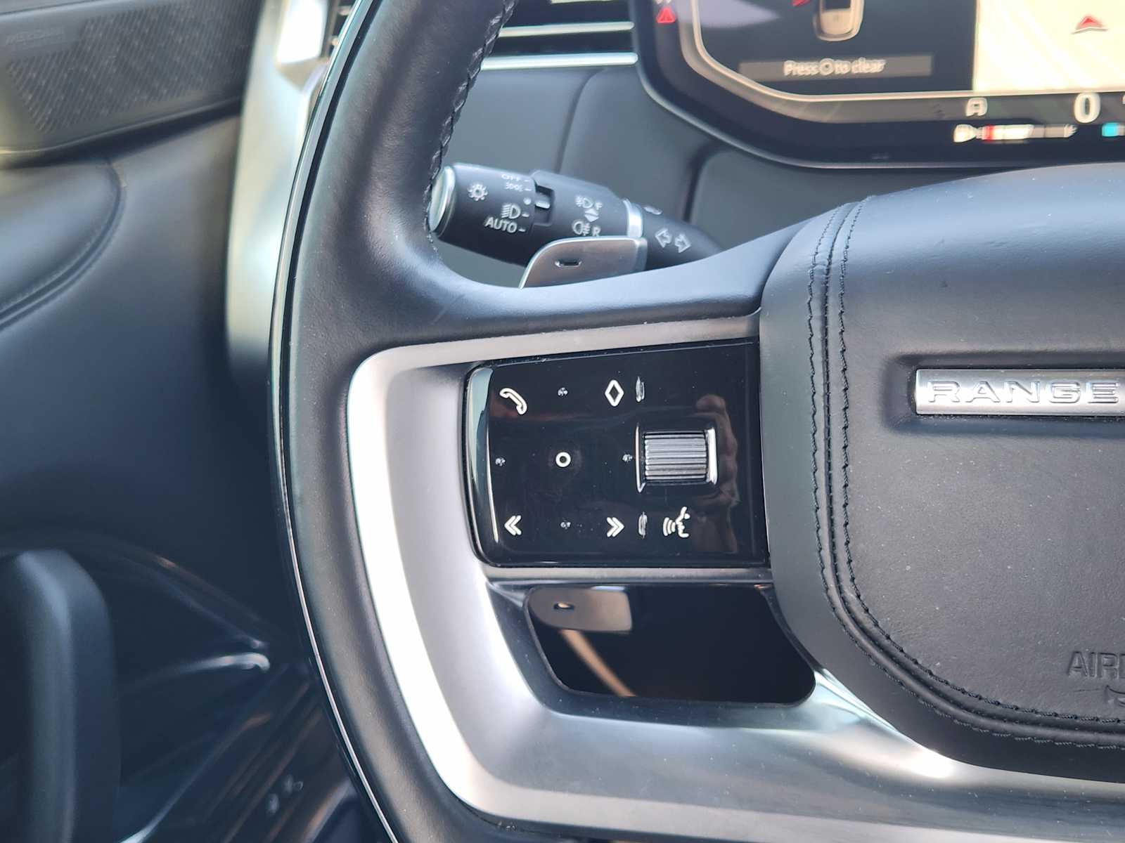 2023 Land Rover Range Rover Autobiography photo 29
