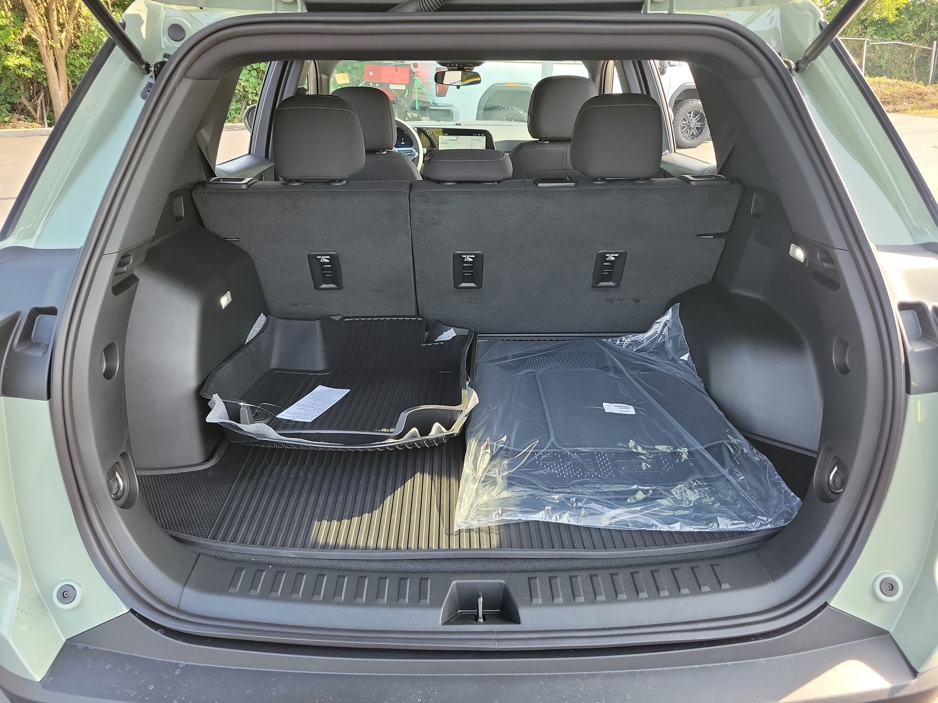 2026 Chevrolet Equinox LT photo 22