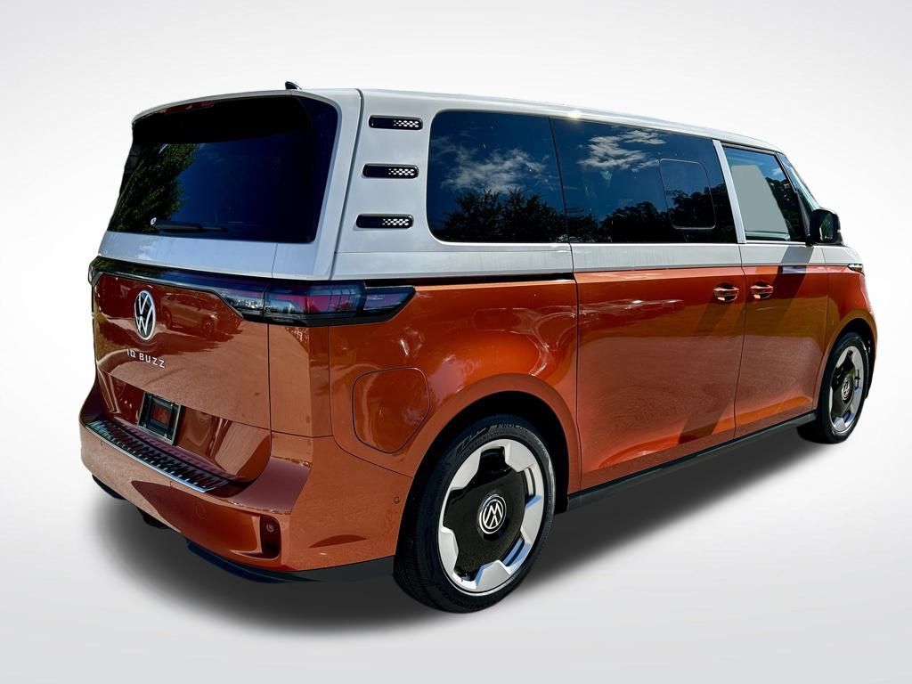 2025 Volkswagen ID. Buzz Pro Plus photo 6