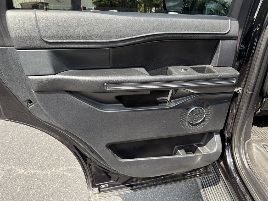 2019 Ford Expedition XLT photo 11