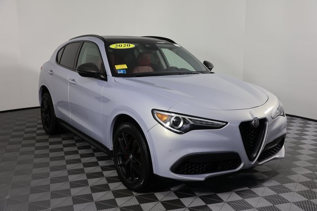 2020 Alfa Romeo Stelvio Base's photo