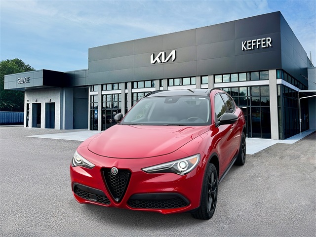 2021 Alfa Romeo Stelvio Base's photo
