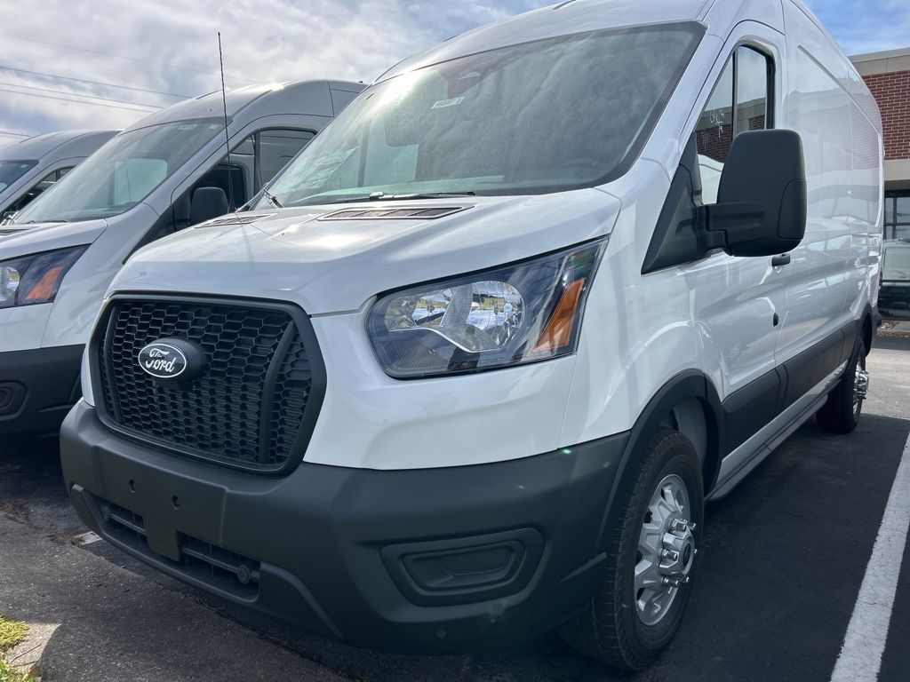 2026 Ford Transit Van Base's photo