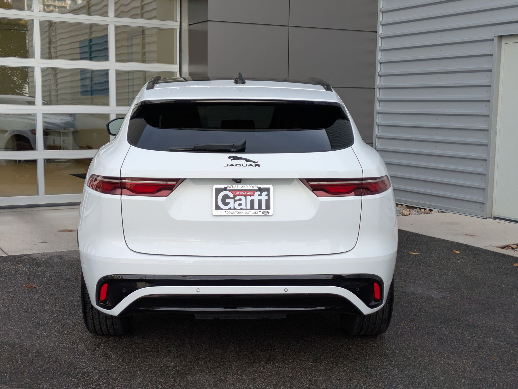 2025 Jaguar F-PACE P250 R-Dynamic S photo 4