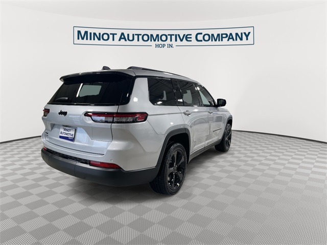 2025 Jeep Grand Cherokee L photo 4