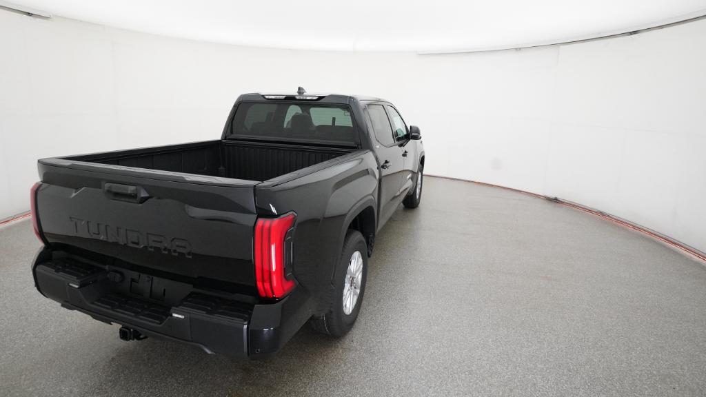 2026 Toyota Tundra SR5 CrewMax photo 19