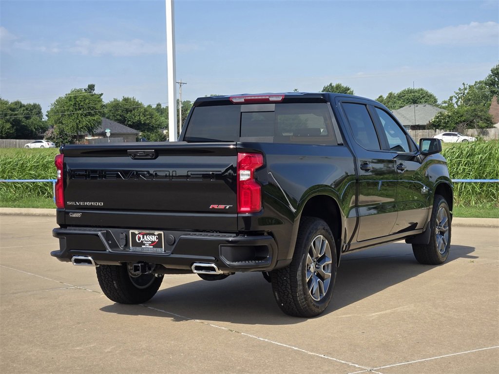 2025 Chevrolet Silverado 1500 RST photo 4