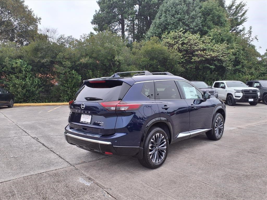 2026 Nissan Rogue Platinum photo 6