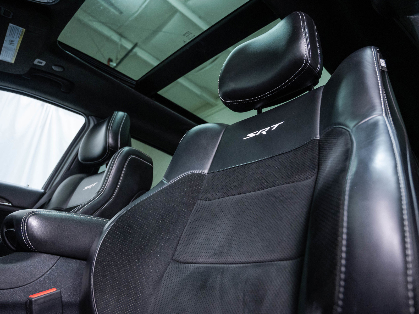 2017 Jeep Grand Cherokee SRT8 photo 16