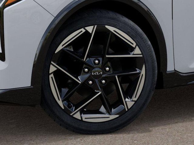 2025 Kia K4 GT-Line photo 9