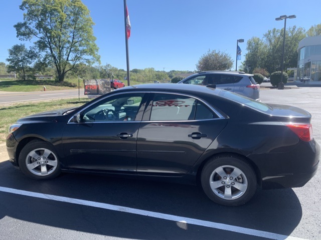 2014 Chevrolet Malibu LS photo 2