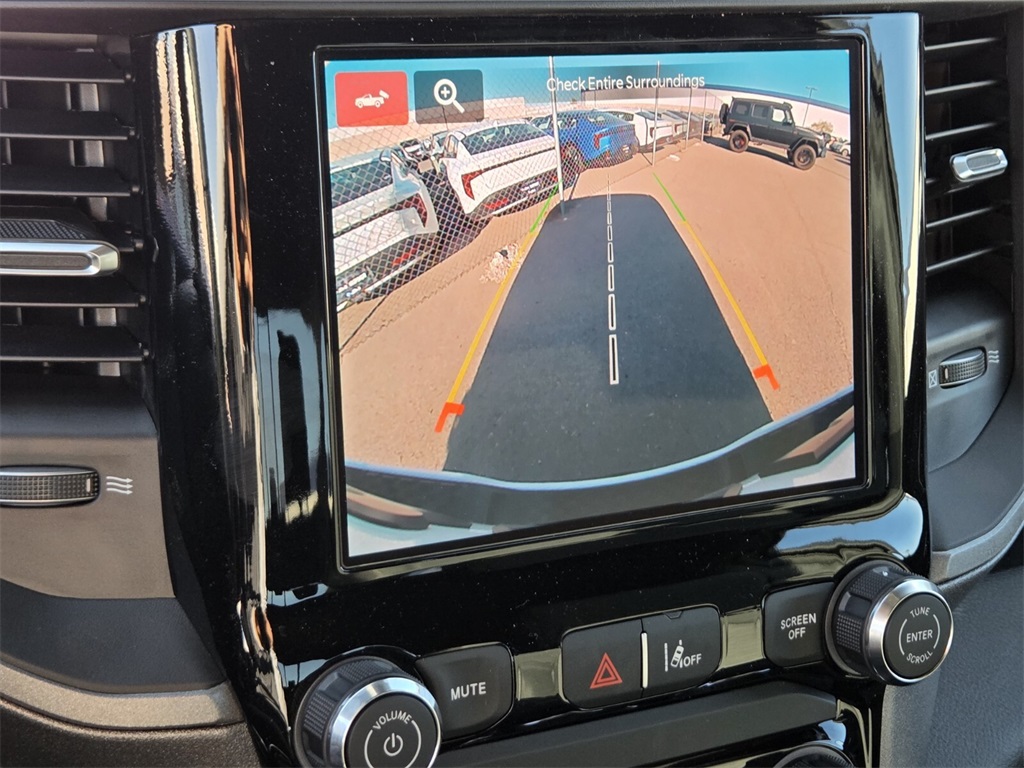 2025 Ram 1500 Tradesman photo 10