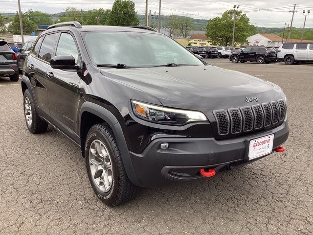 2022 Jeep Cherokee Trailhawk photo 3