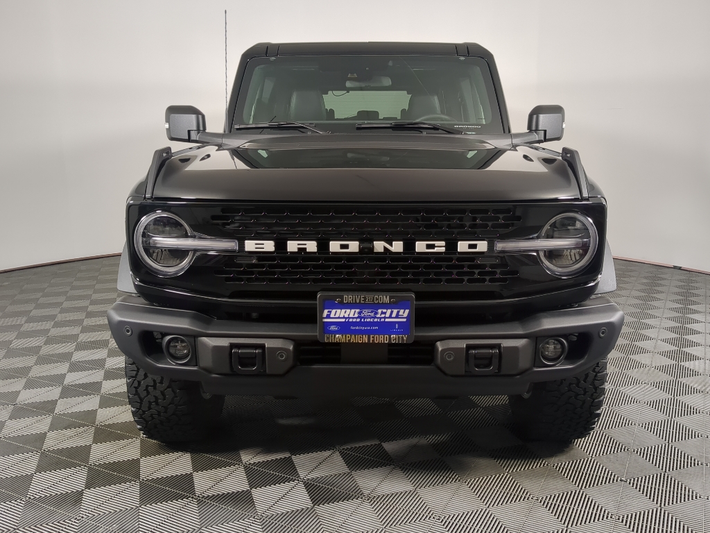 2025 Ford Bronco Badlands photo 3