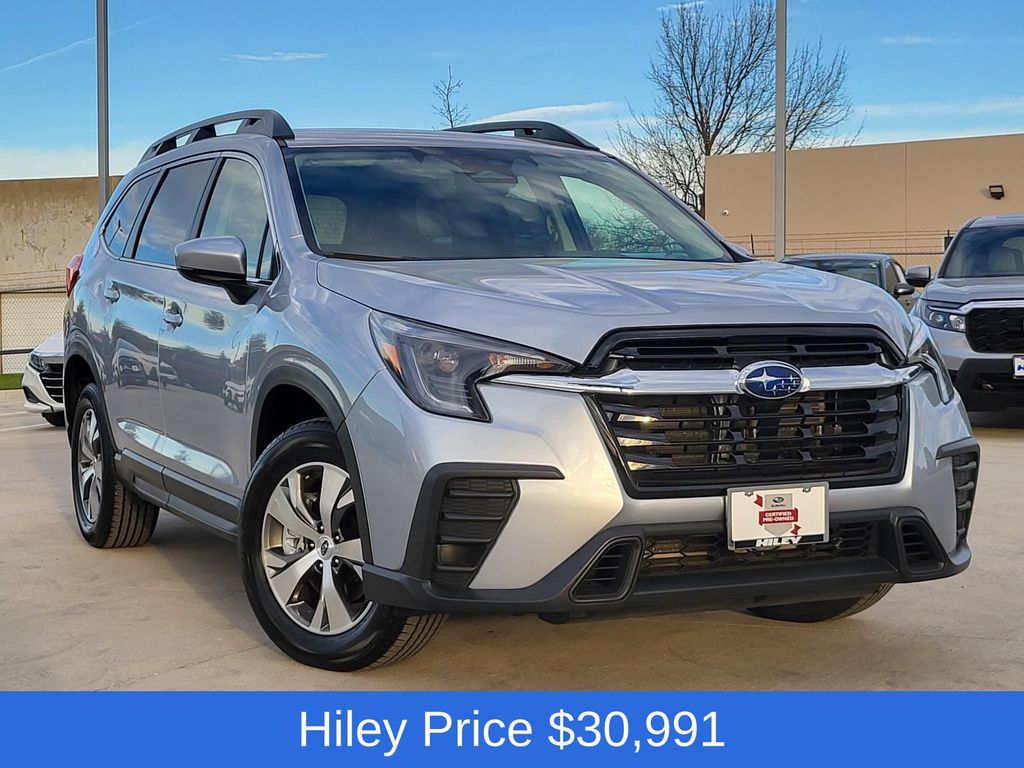 2024 Subaru Ascent Premium's photo