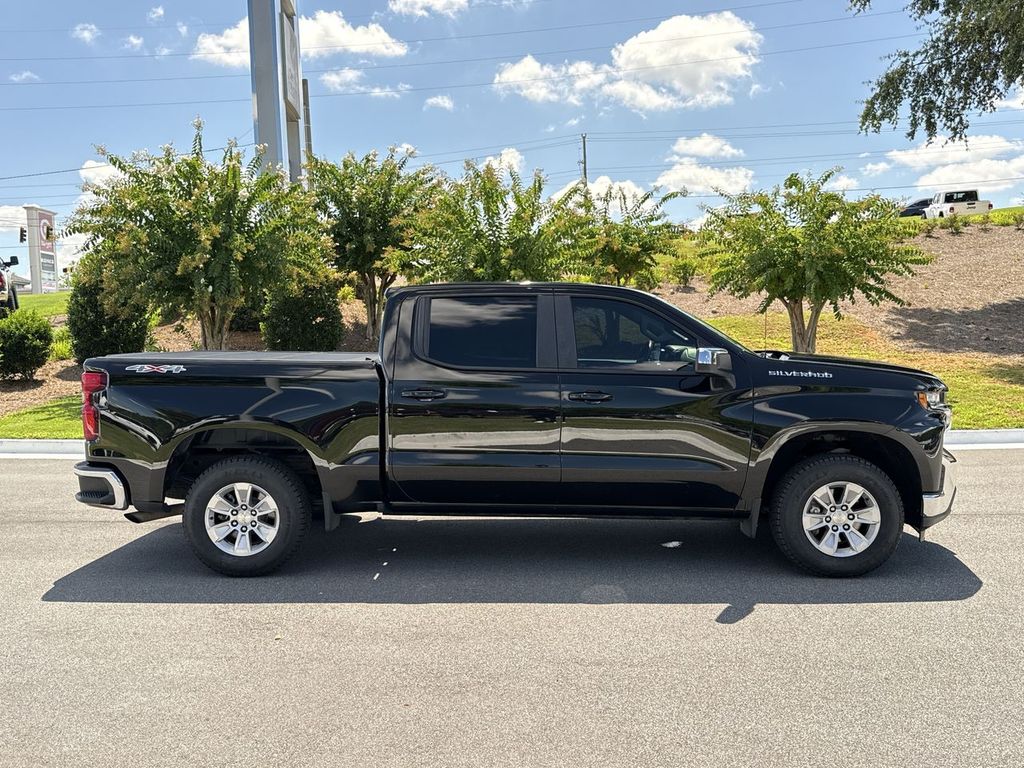 2019 Chevrolet Silverado 1500 LT photo 6