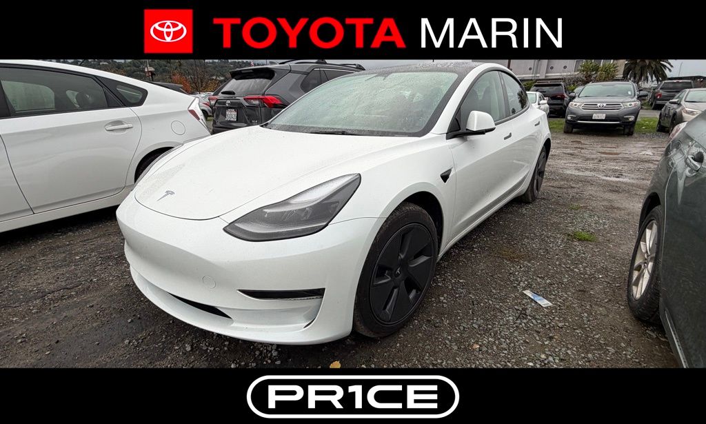 2023 Tesla Model 3 Base's photo