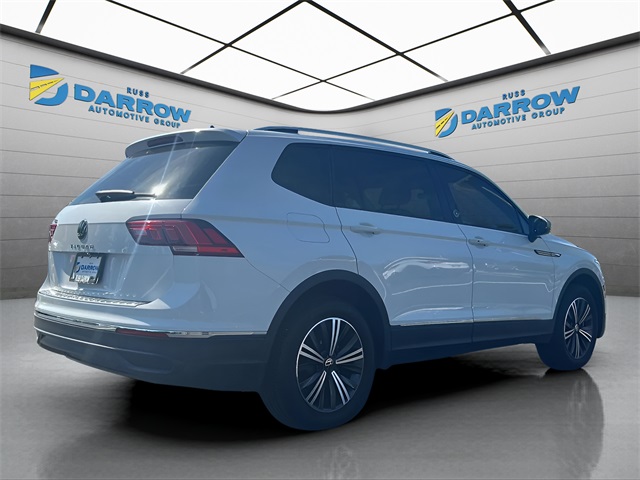 2024 Volkswagen Tiguan Wolfsburg Edition photo 4