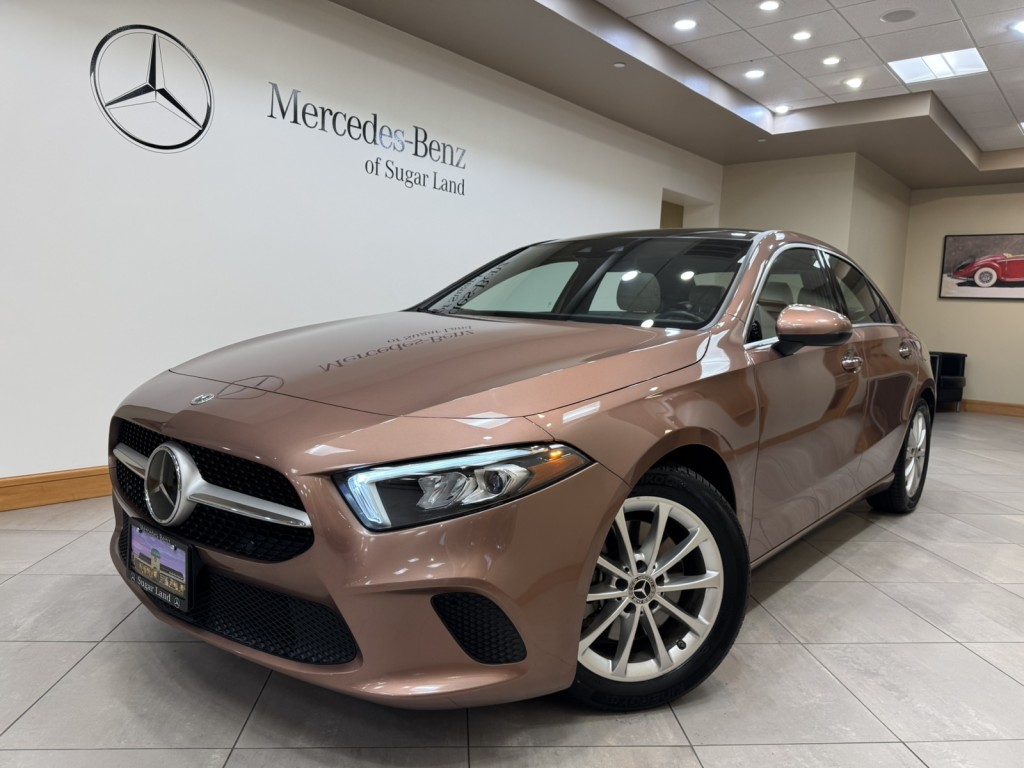 2022 Mercedes-Benz A-Class A220