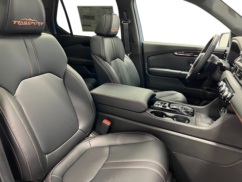 2025 Honda Pilot TrailSport photo 32