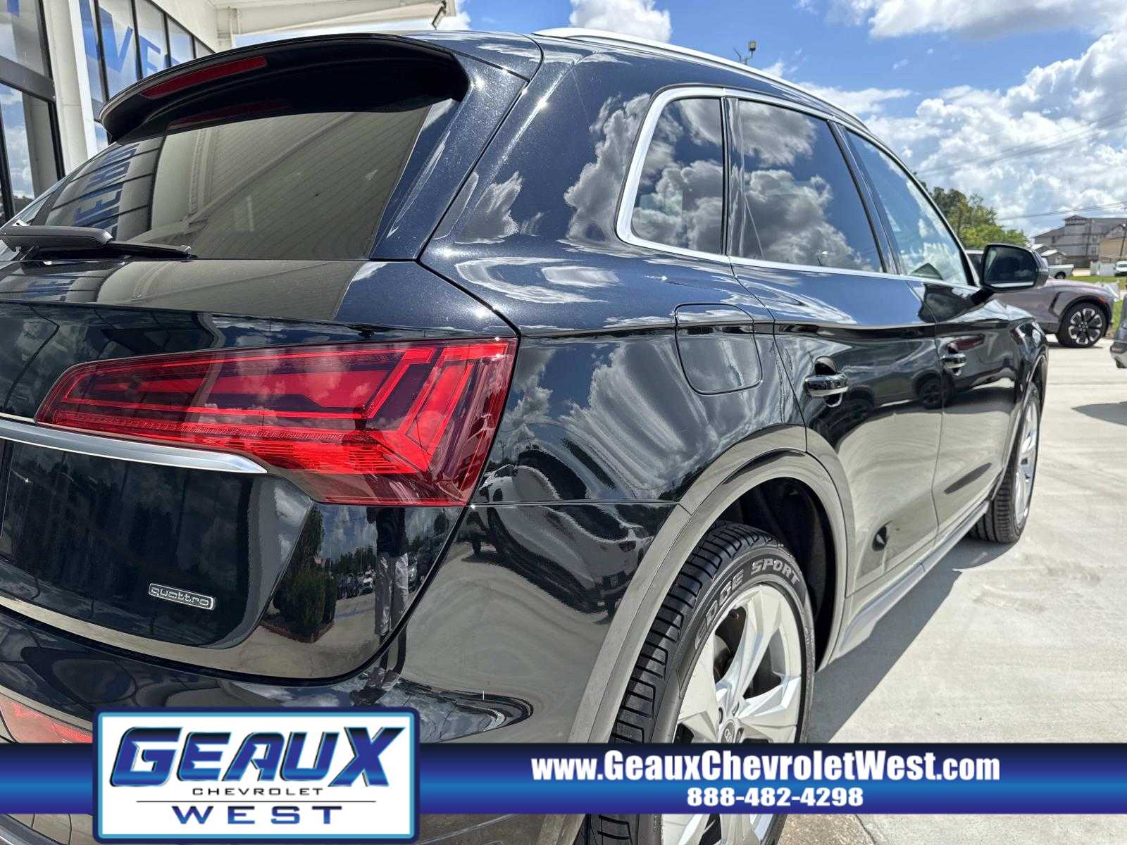 2021 Audi Q5 Premium Plus photo 11