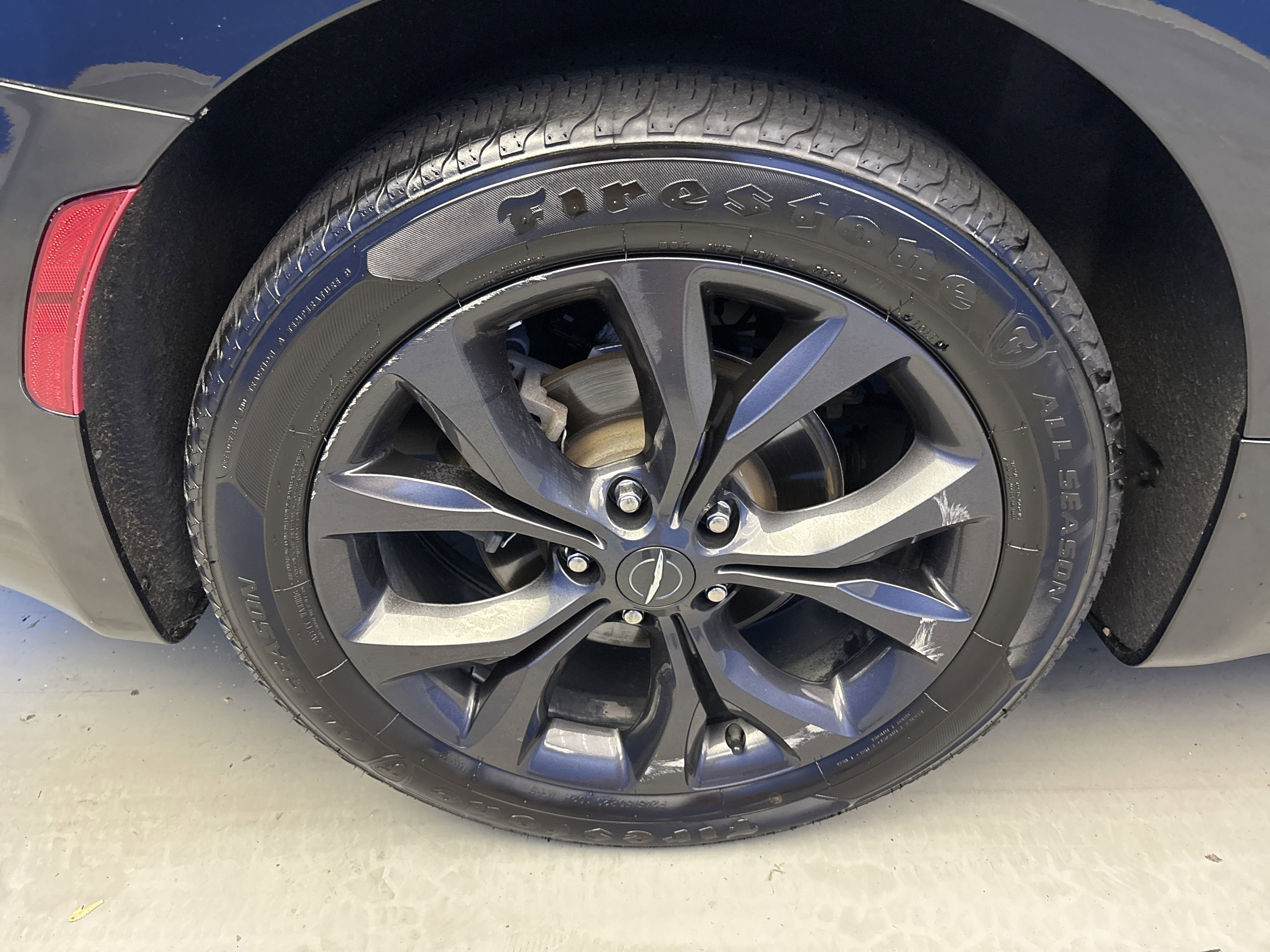 2020 Chrysler Pacifica Touring Plus photo 8