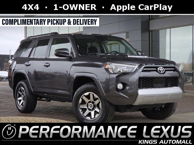 2020 Toyota 4Runner Off-Road's photo