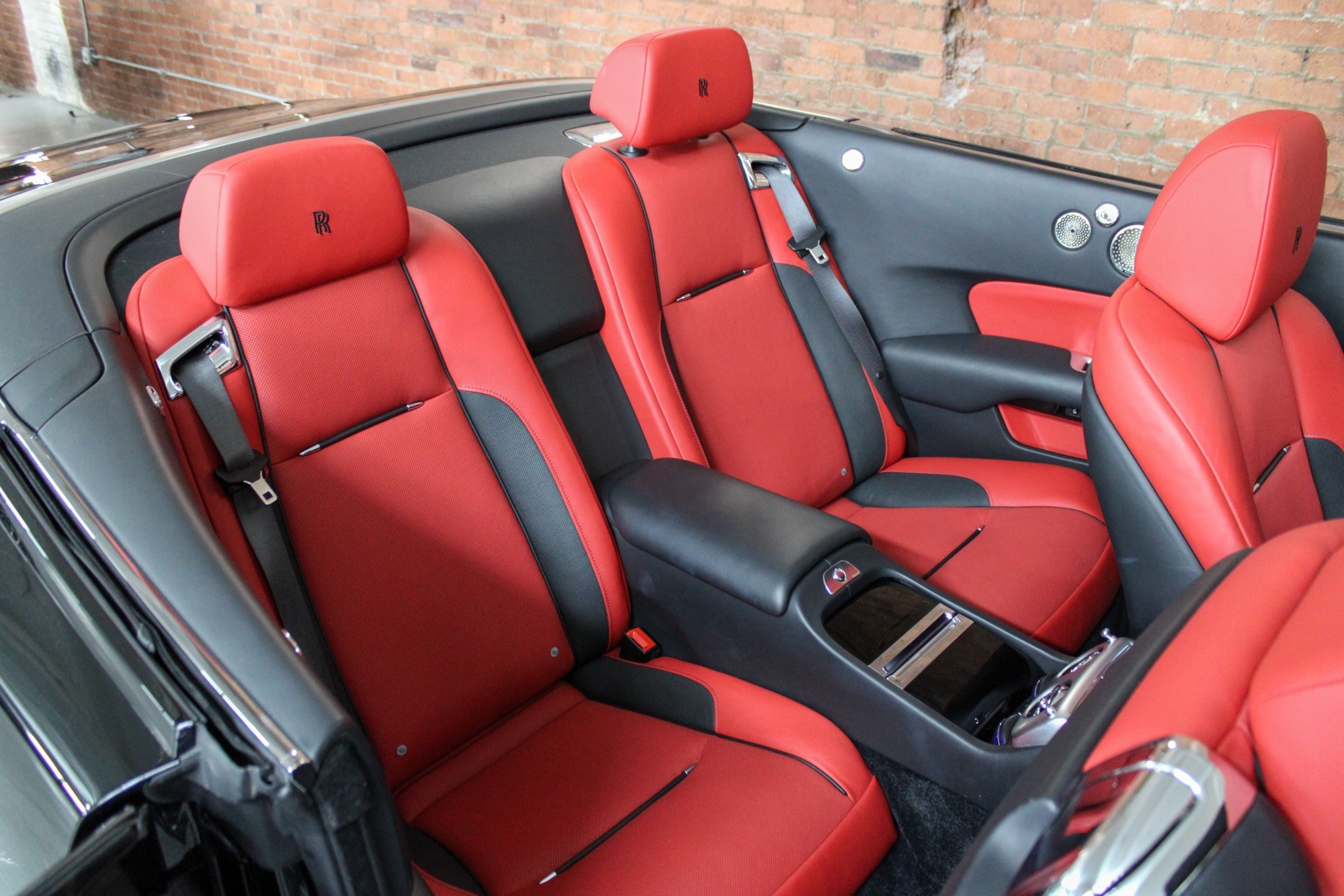 2019 Rolls Royce Dawn photo 29