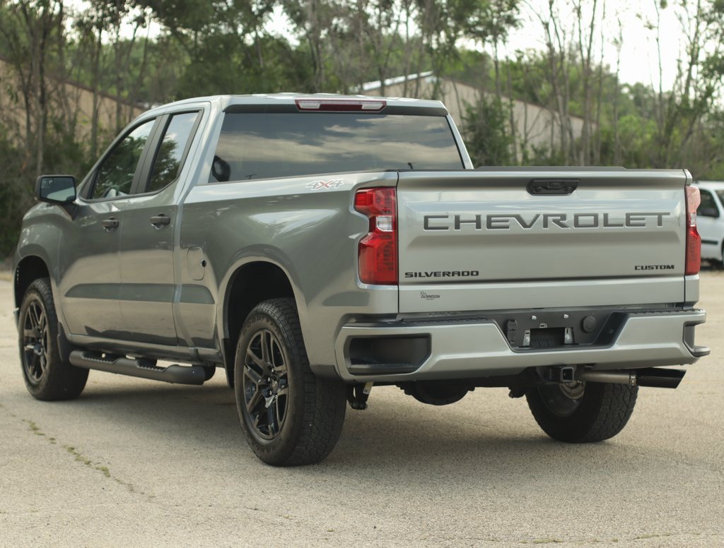2026 Chevrolet Silverado 1500 Custom photo 5