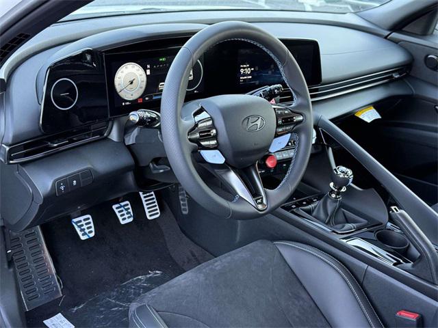 2025 Hyundai Elantra N Base photo 2