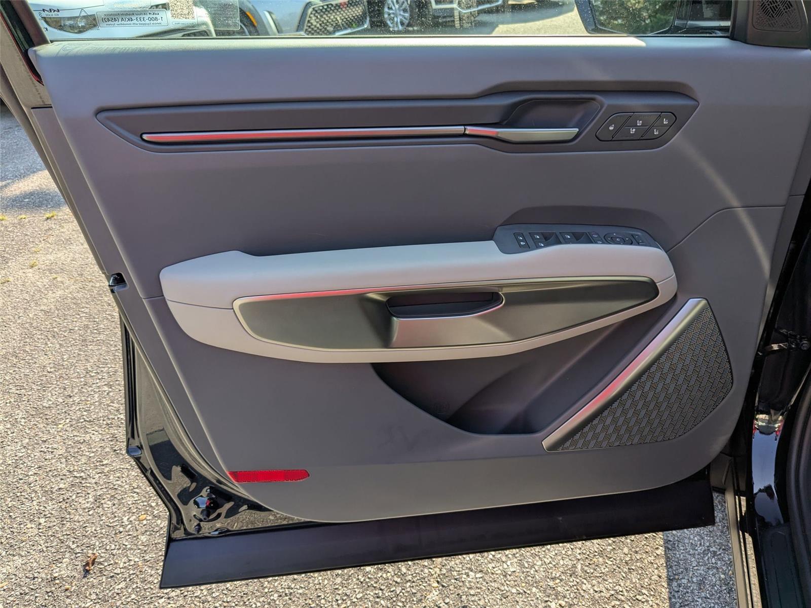 2026 Kia EV9 Wind photo 9
