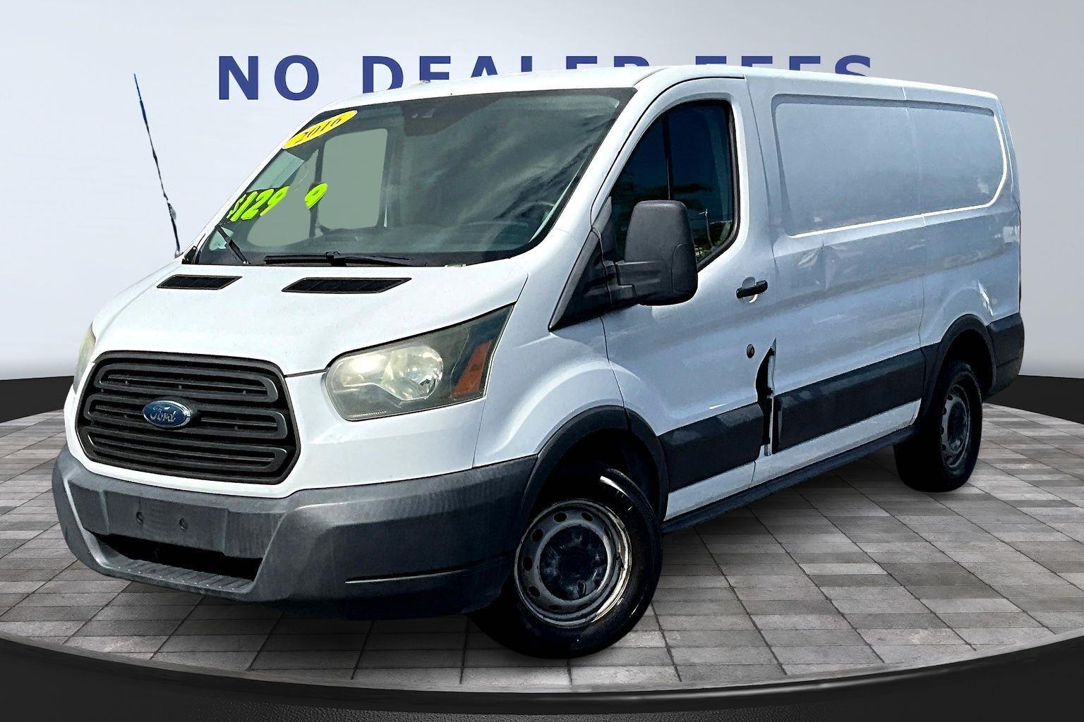 2016 Ford Transit Base's photo