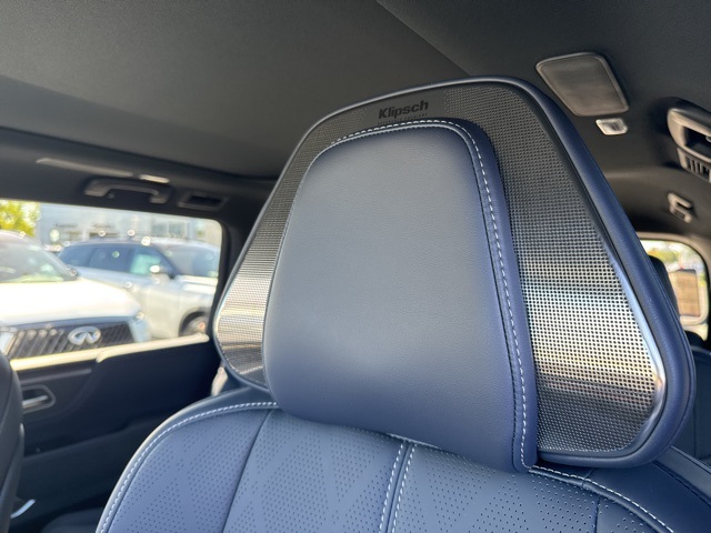 2026 Infiniti QX80 Sensory photo 13