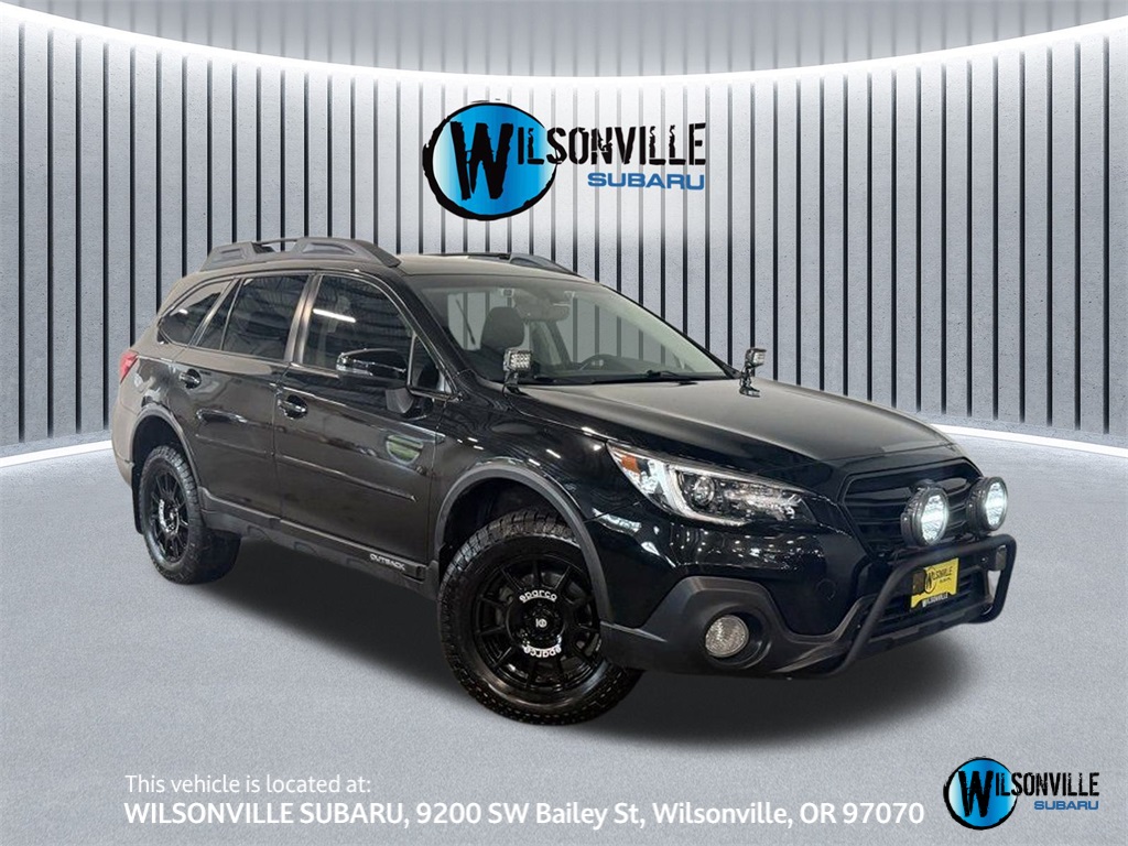 2019 Subaru Outback Limited's photo