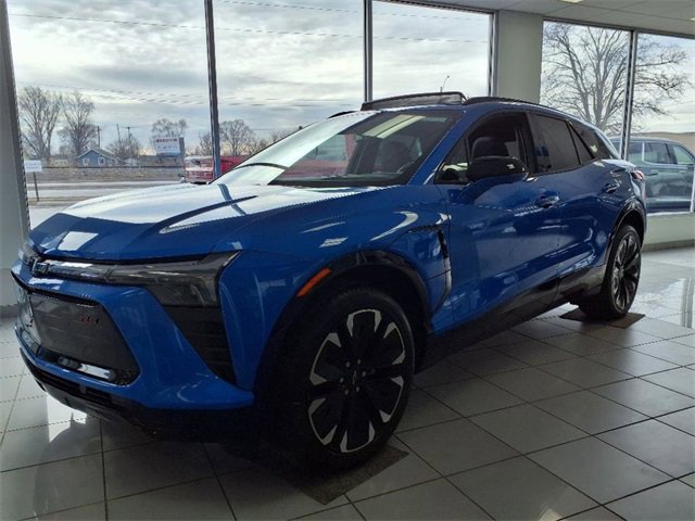 2025 Chevrolet Blazer EV RS photo 3