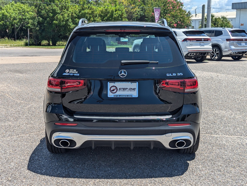 2023 Mercedes Benz GLB 35 AMG 4MATIC photo 4