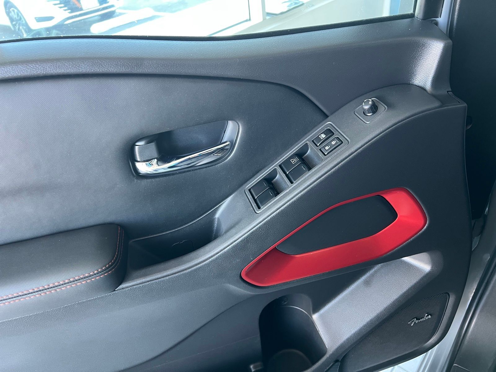 2023 Nissan Frontier PRO-4X photo 14