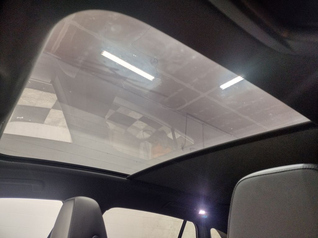 2021 Volkswagen ID.4 Pro S photo 28